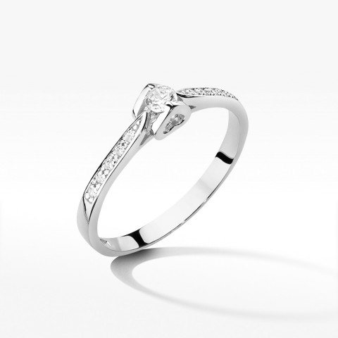 Pierścionek z białego złota z diamentami  - próba 585 0,15CT W-435B