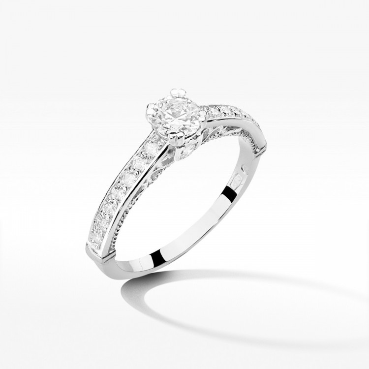 Pierścionek z białego złota z diamentami  - próba 585 0,56CT W-439B
