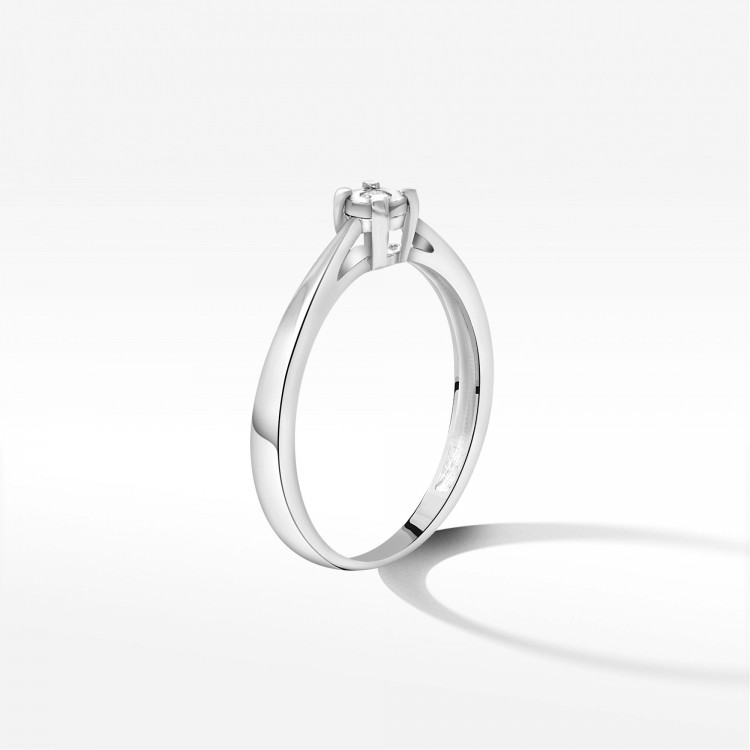 Pierścionek z białego złota z diamentem - próba 585 0,02CT PV-228B