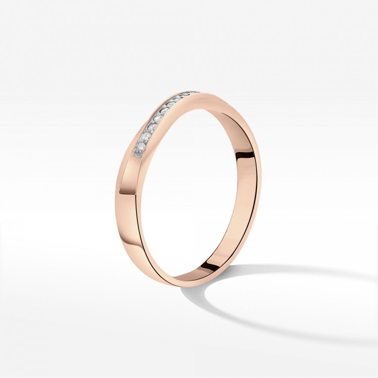 Pierścionek z różowego złota z diamentami  - próba 585 0,07CT PV-234C