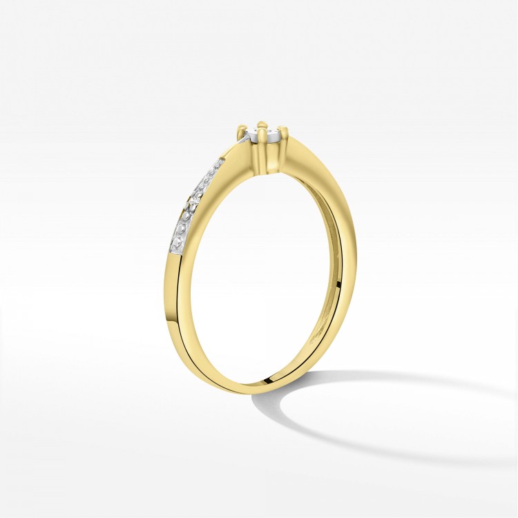 Pierścionek z żółtego złota z diamentami  - próba 585 0,02CT PV-236A