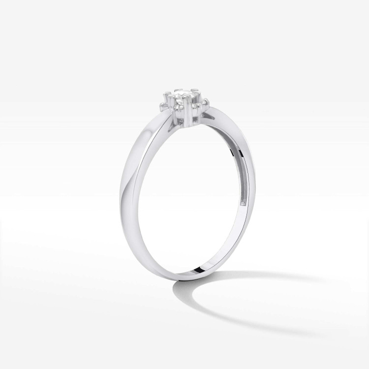 Pierścionek z białego złota z diamentami  - próba 585 0,15CT PV-251B