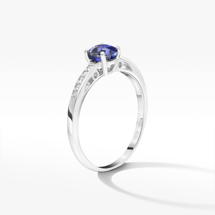 Pierścionek z białego złota z szafirem - próba 585 0,55CT PV-057BS