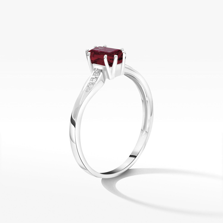 Pierścionek z białego złota z granatem - próba 585 0,73CT PV-112BG