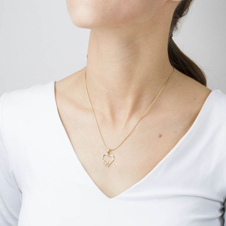 Zawieszka z żółtego złota z diamentami  - próba 585 0,015CT S-002A