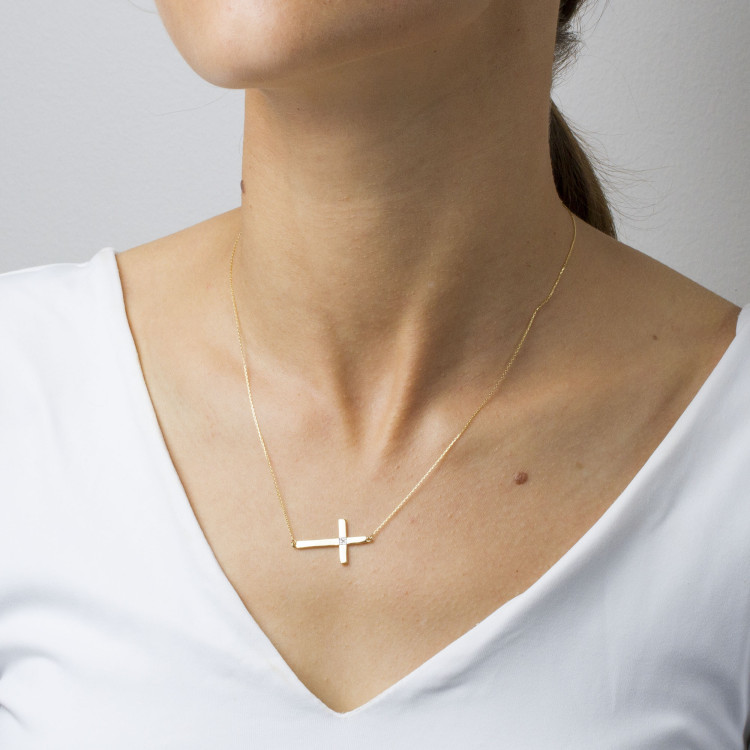 Naszyjnik z żółtego złota z diamentem - próba 585 0,005CT C-010A