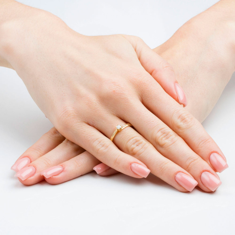 Pierścionek z białego złota z diamentem - próba 585 0,10CT PV-039B