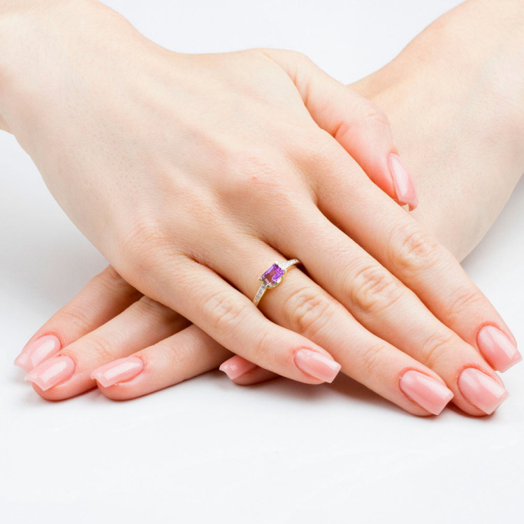 Pierścionek z żółtego złota z ametystem - próba 585 0,53CT PV-058AA