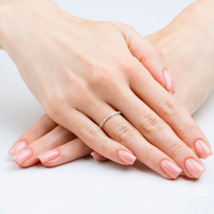 Pierścionek z żółtego złota z diamentami  - próba 585 0,05CT PV-144A