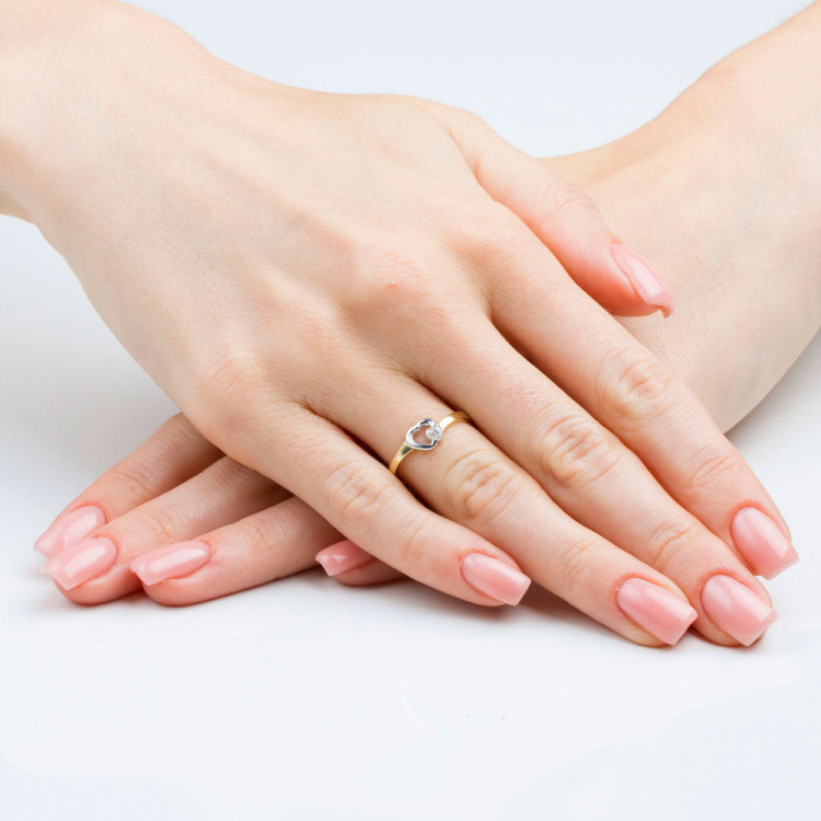 Pierścionek z żółtego złota z diamentem - próba 585 0,02CT PV-155A