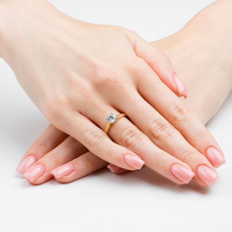 Pierścionek z różowego złota z diamentem - próba 585 0,70CT PV-241C