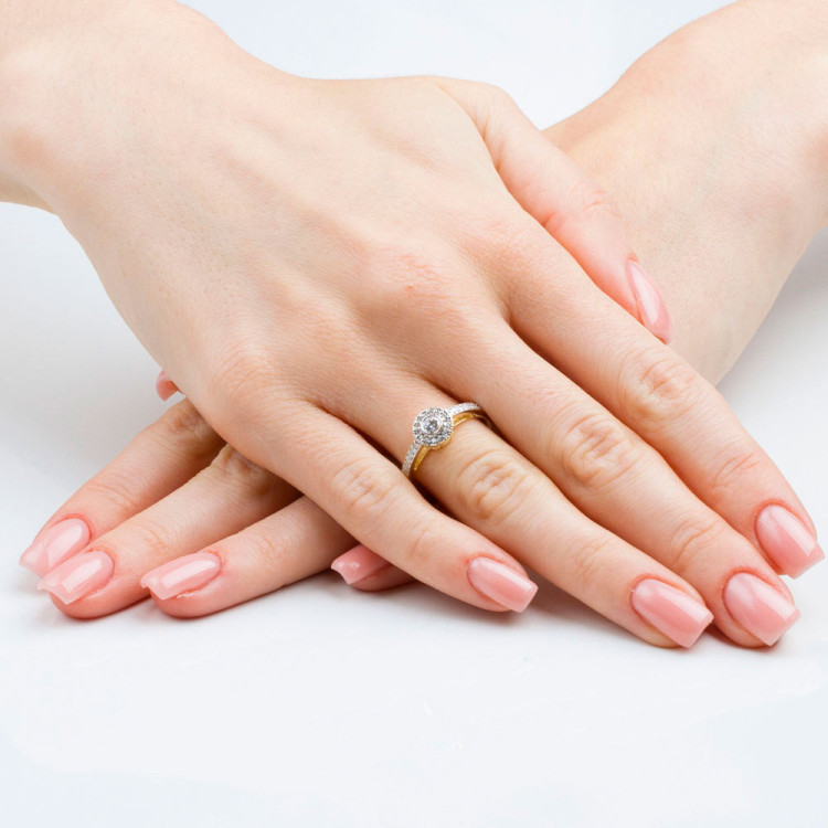Pierścionek z żółtego złota z diamentami  - próba 585 0,38CT PV-247A