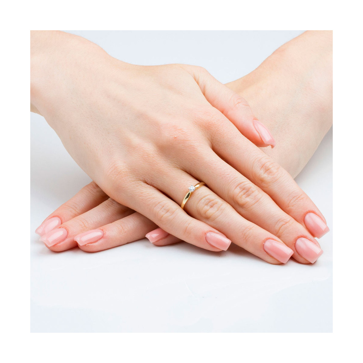 Pierścionek z różowego złota z diamentem - próba 585 0,10CT PV-264C