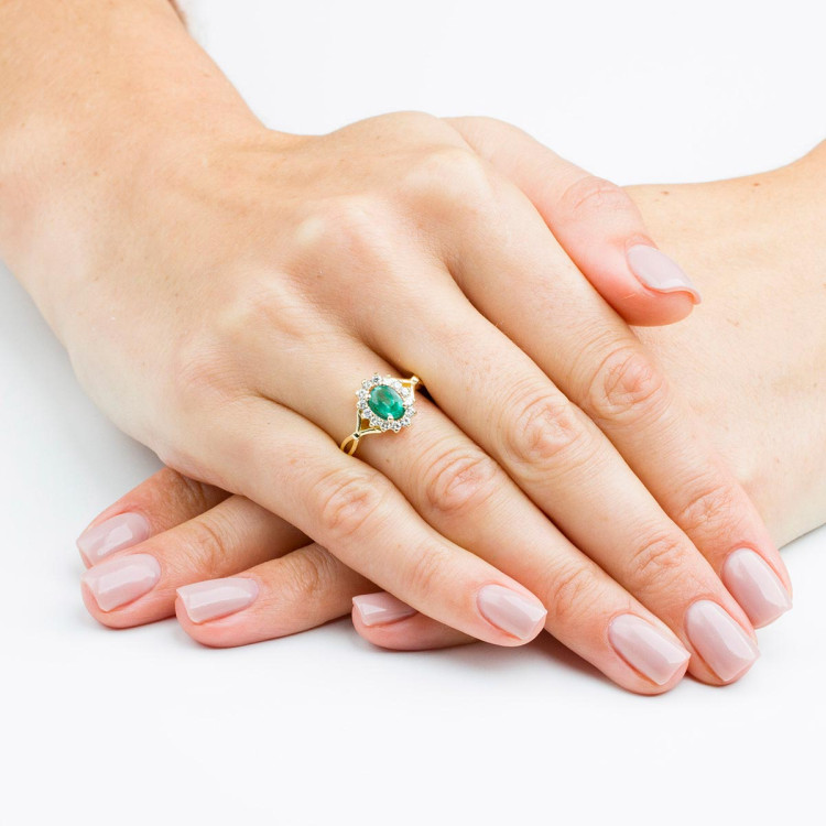 Pierścionek z różowego złota ze szmaragdem - próba 585 1,08CT PV-070CSZ