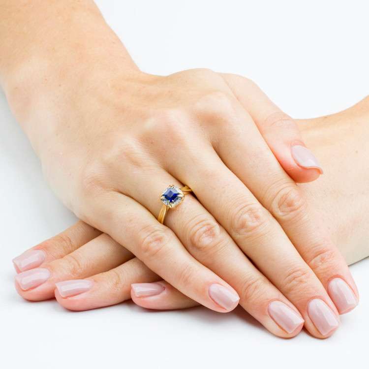 Pierścionek z żółtego złota z szafirem - próba 585 0,76CT PV-103AS
