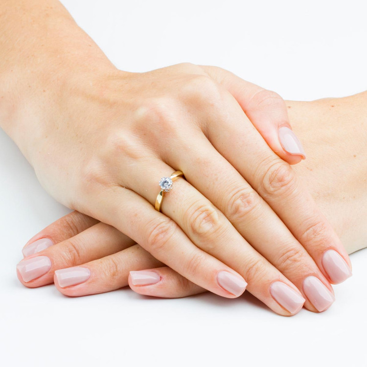 Pierścionek z białego złota z diamentem - próba 585 0,40CT PV-285B