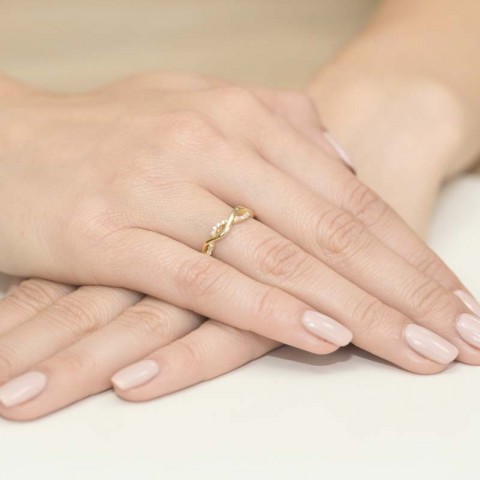 Pierścionek z różowego złota z diamentami  - próba 585 0,07CT PV-297C