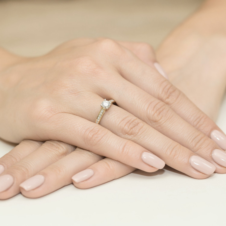 Pierścionek z białego złota z diamentami  - próba 585 0,36CT W-052B