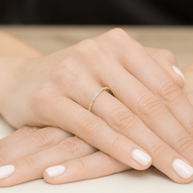 Pierścionek z żółtego złota z diamentami  - próba 585 0,03CT W-479A
