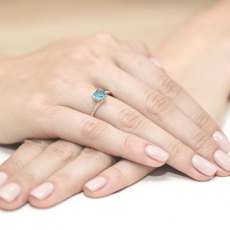 Pierścionek z żółtego złota z topazem Swiss - próba 585 1,26CT W-050AT