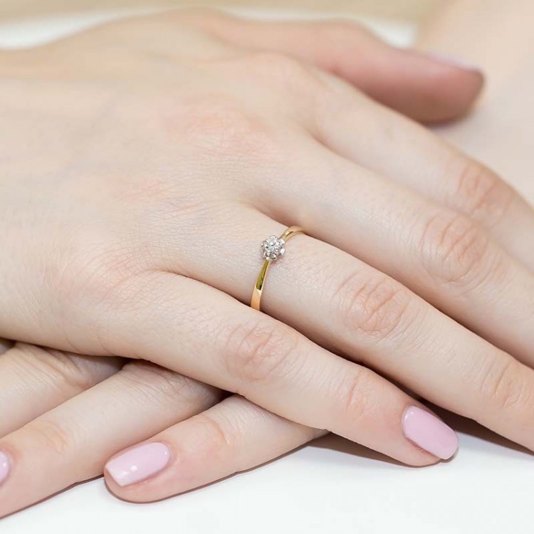 Pierścionek z białego złota z diamentem - próba 585 0,10CT W-053B