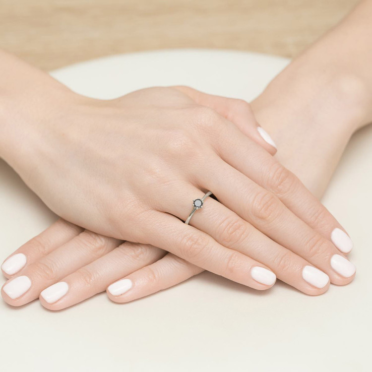 Pierścionek z białego złota z czarnym diamentem - próba 585 0,60CT PV-227BK
