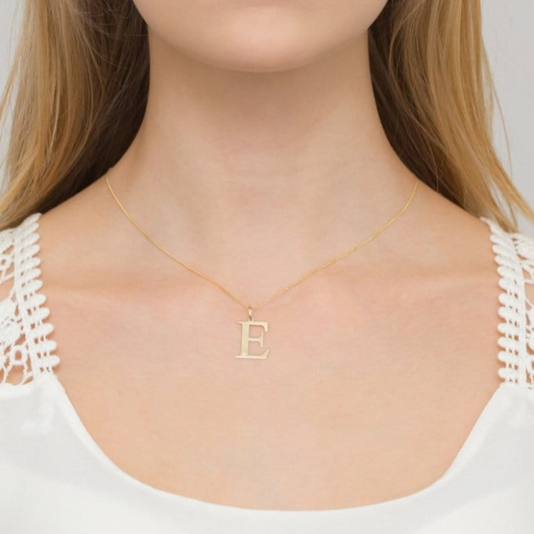 Zawieszka z żółtego złota z diamentem - próba 585 0,005CT LITERKA E