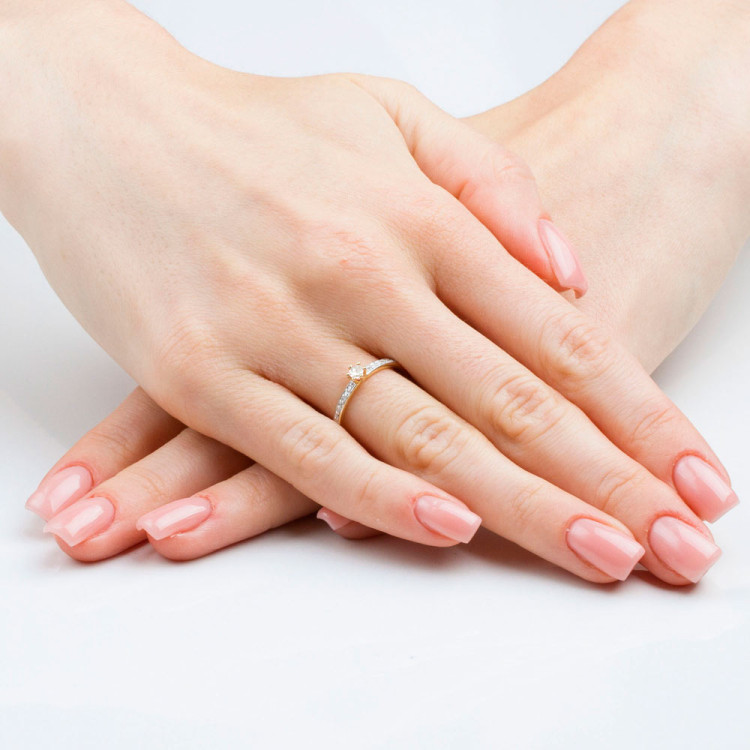Pierścionek z różowego złota z diamentami laboratoryjnymi - próba 585 0,37CT PV-051cLAB
