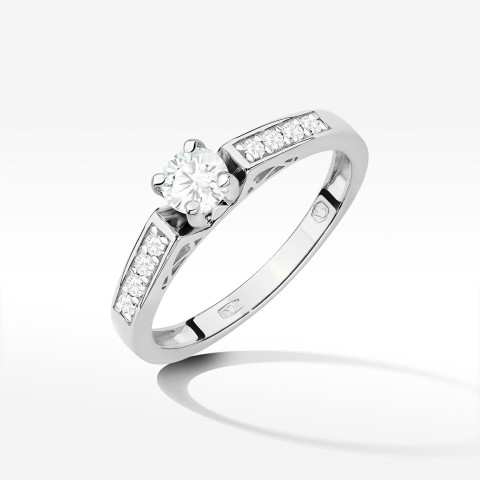 Pierścionek z białego złota z diamentami laboratoryjnymi - próba 585 0,42CT W-198bLAB