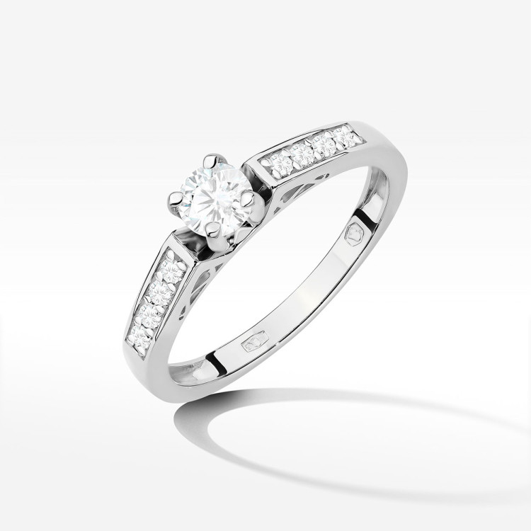 Pierścionek z białego złota z diamentami laboratoryjnymi - próba 585 0,42CT W-198bLAB