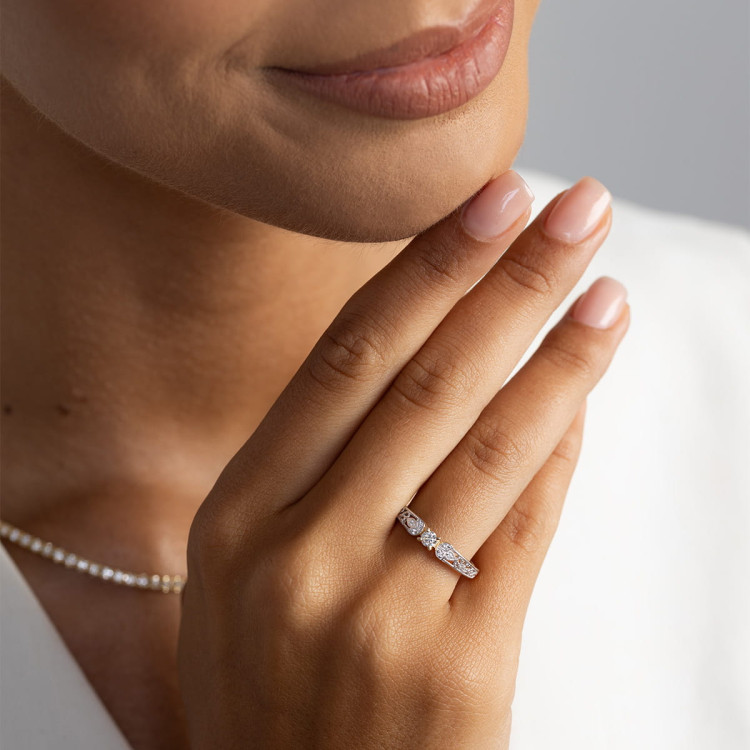 Pierścionek z żółtego złota z diamentami laboratoryjnymi - próba 585 0,13CT PV-066aLAB