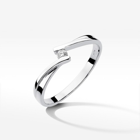Pierścionek z białego złota z diamentem - próba 585 0,04CT W-137B