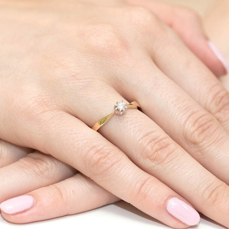 Pierścionek z białego złota z diamentem - próba 585 0,15CT W-173B