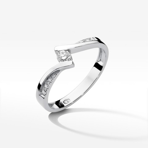 Pierścionek z białego złota z diamentami  - próba 585 0,16CT W-177B