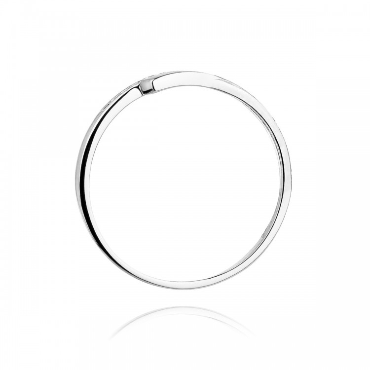 Pierścionek z białego złota z diamentami  - próba 585 0,02CT W-196B
