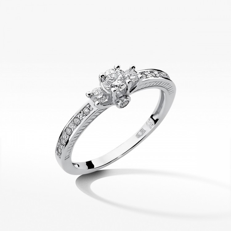 Pierścionek z białego złota z diamentami  - próba 585 0,42CT W-199B