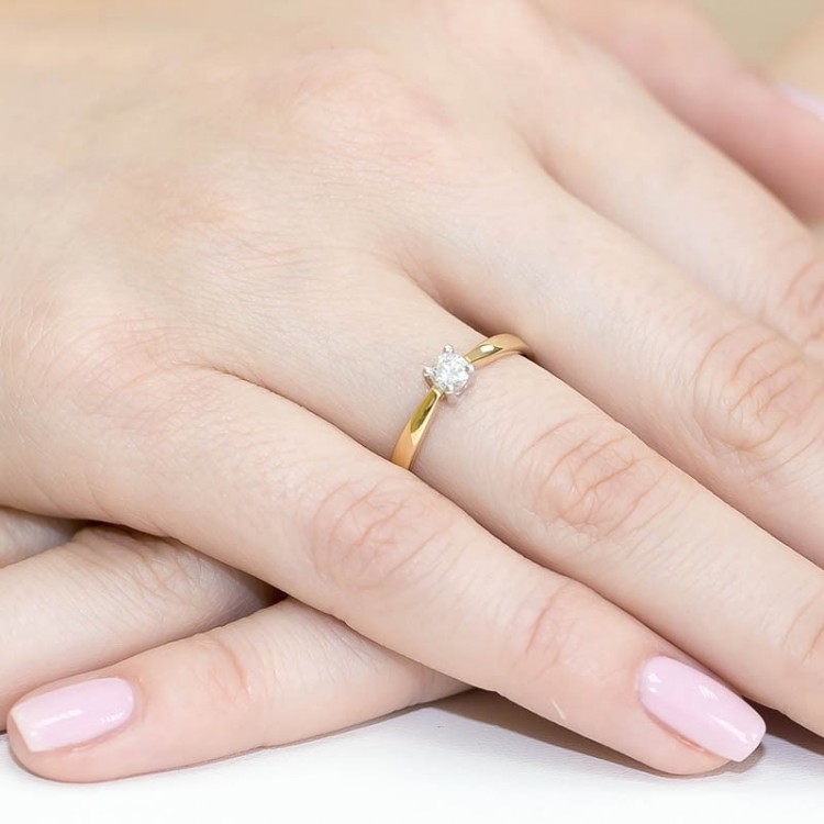 Pierścionek z białego złota z diamentem - próba 585 0,20CT W-242B